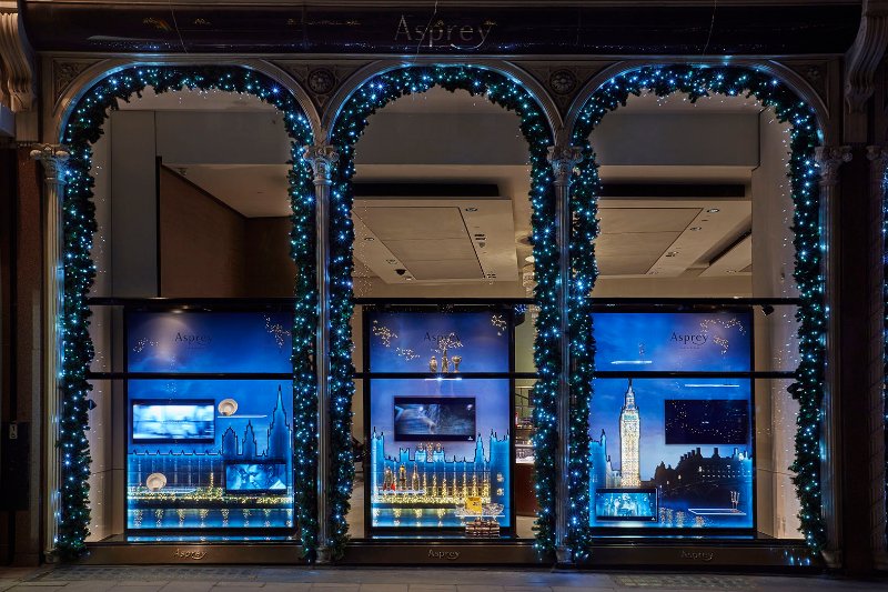 The beauty of Londonâ€™s dramatic cityscapes was the inspiration for Aspreyâ€™sï»¿ Christmas window scheme, recently produced and installed by Lucky Fox.