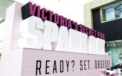 Pop up for Victoria's Secret